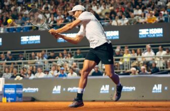 Luciano Darderi wins Santiago title, continuing clay dominance | ATP Tour